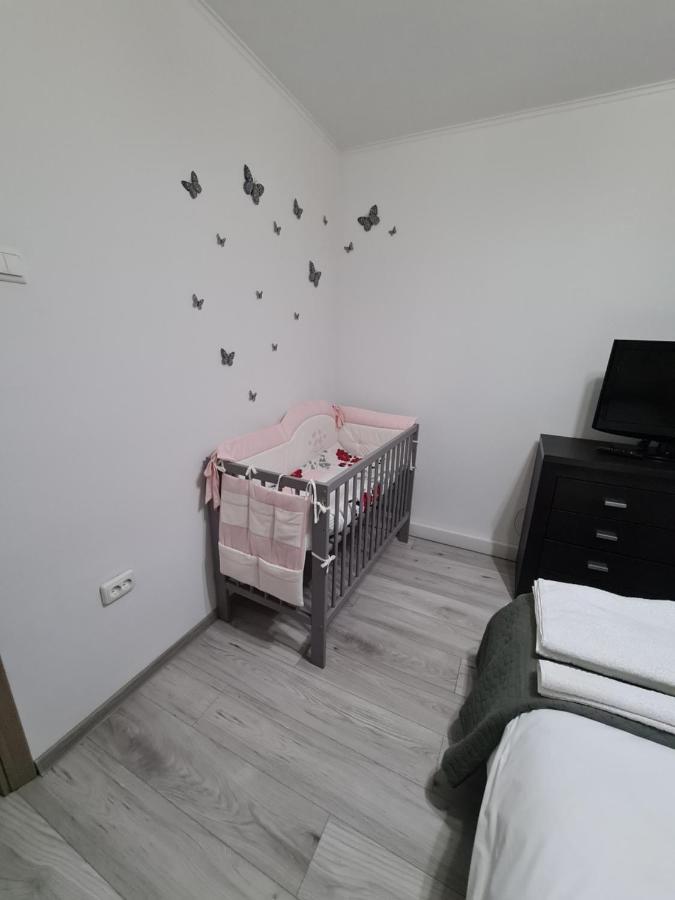 Apartament Ultra Central 1 Appartement Hunedoara Buitenkant foto