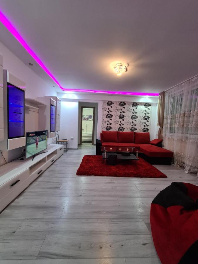 Apartament Ultra Central 1 Appartement Hunedoara Buitenkant foto